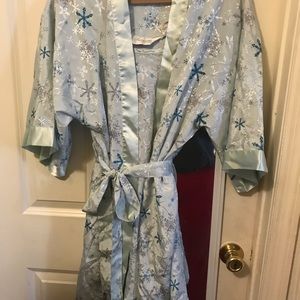 Nightgown set with robe